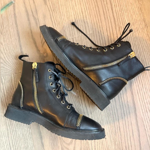 Giuseppe Zanotti Shoes - Giuseppe Zanotti Hilary Leather Zipper Combat Boots